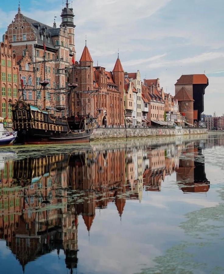 Baltic Riviera Apartments - Luxurious Apartment With Patio And River View Gdańsk Buitenkant foto